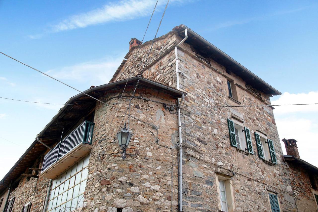 La Vecchia Torre Apartamento Porto Valtravaglia Exterior foto